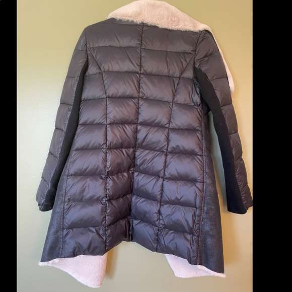 BCBG Jacket - Picture 4 of 4